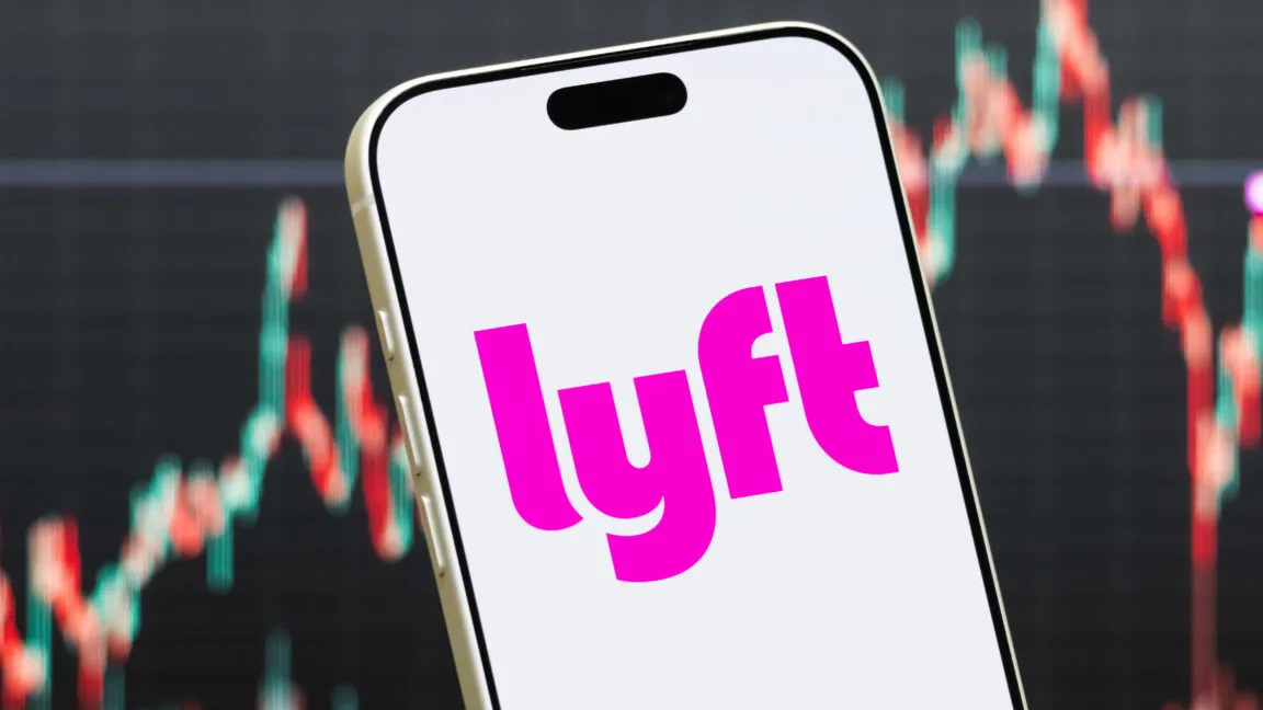 Lyft driver misclassification settlement: $272.5M deal explained